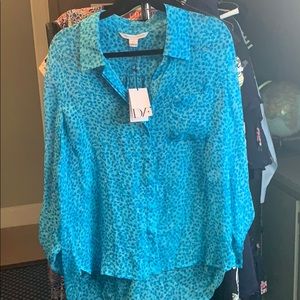 DVF blue patterned blouse